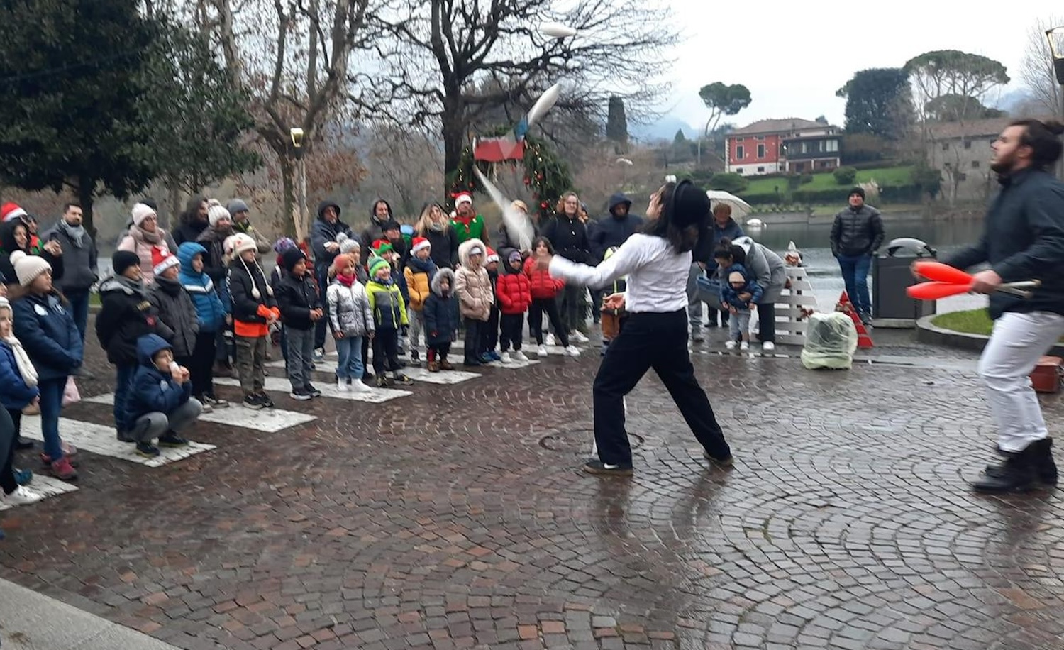 BrivioInaugurazioneVillaggioNatale6.jpg (530 KB)