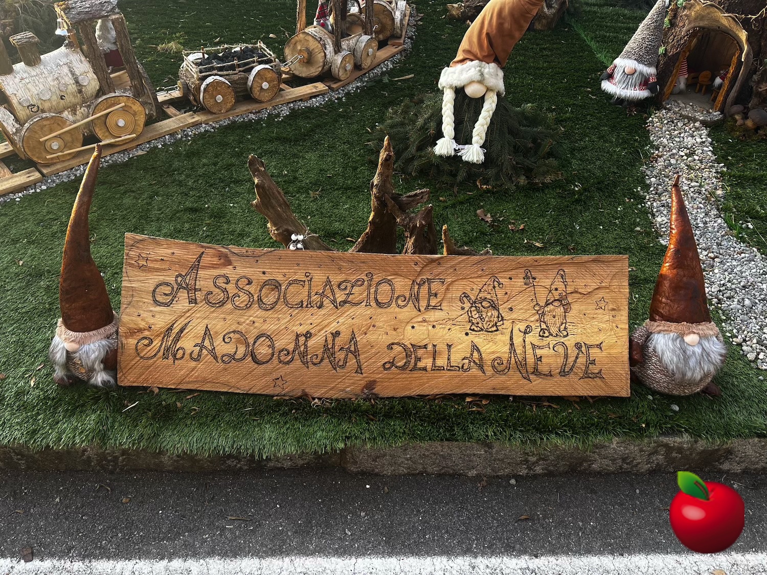 FoppalueraVillaggioElfi1.jpg (1.02 MB)