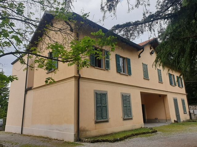 MeratePalazzinaVigili.jpg (121 KB)