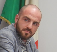 PietroSantoro.jpg (12 KB)