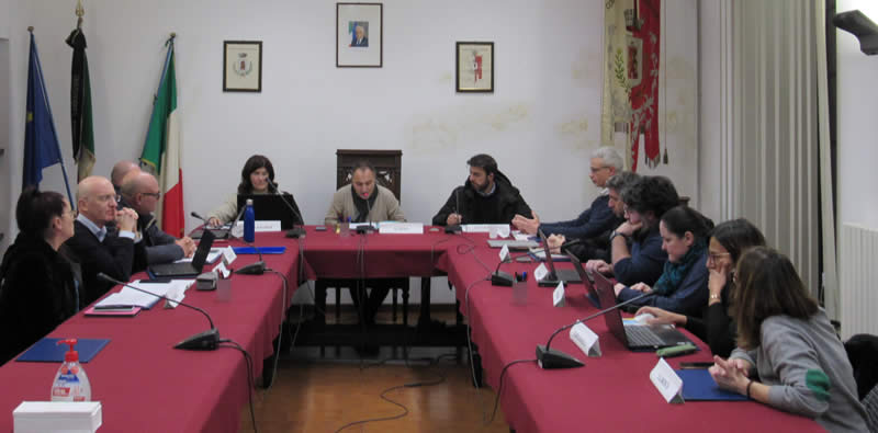 consiglio_comunale_1_cernusco_02.jpg (37 KB)