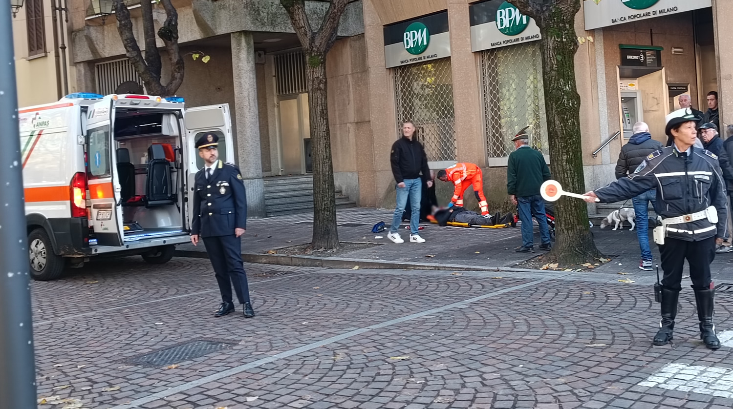 MerateCadutaSuolo3.jpg (497 KB)