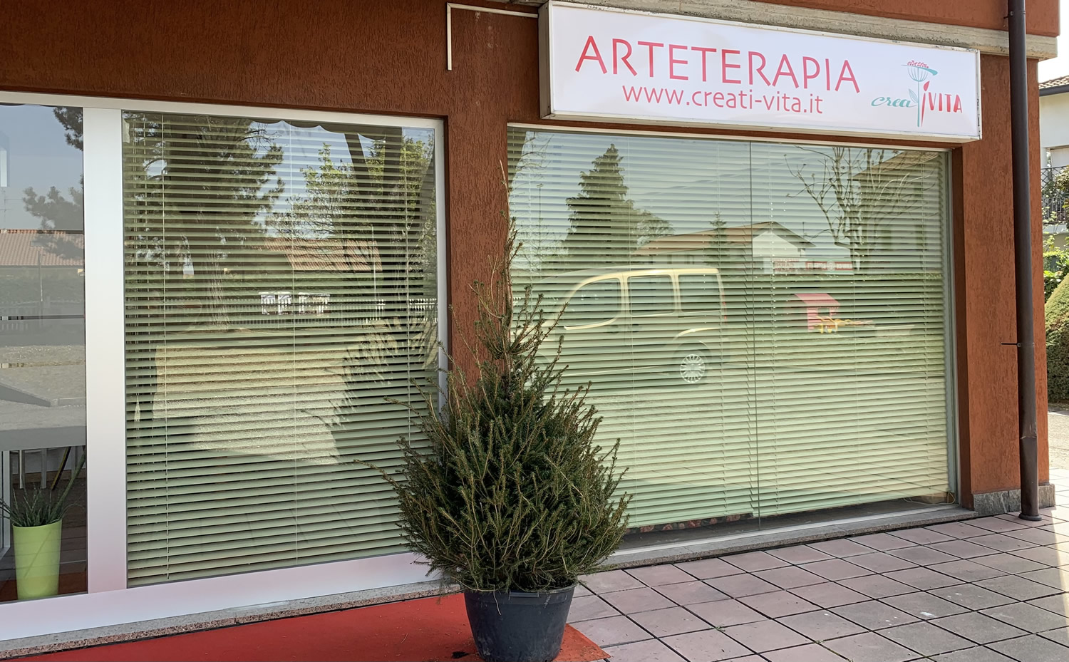 RedazionaleArteterapia1.jpg (438 KB)