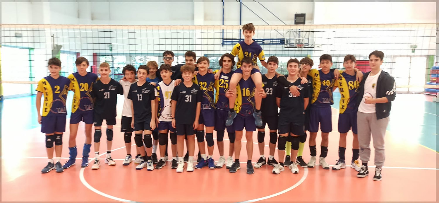 VolleyUnbderGialla2.jpg (243 KB)