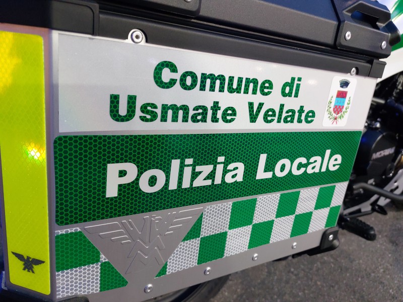 usmatevelate_polizialocale__2_.jpg (133 KB)