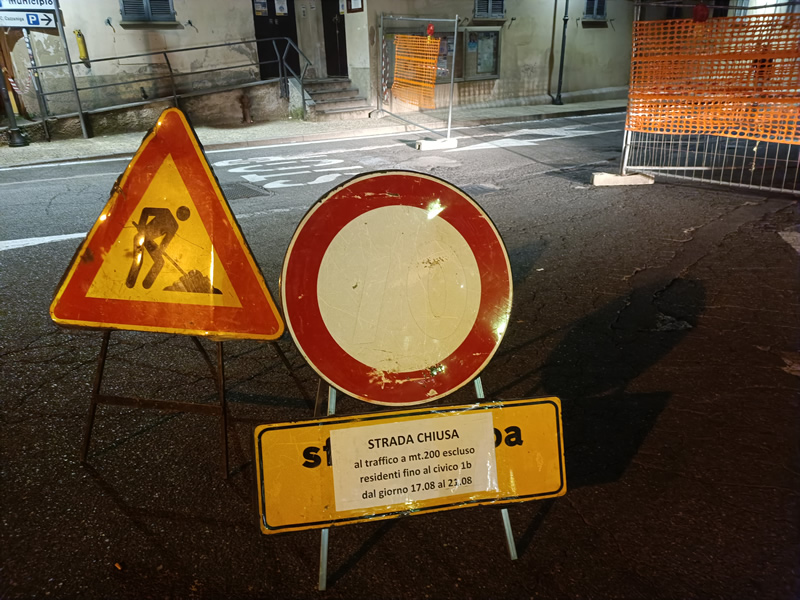 MerateDivietoCazzaniga1.jpg (218 KB)