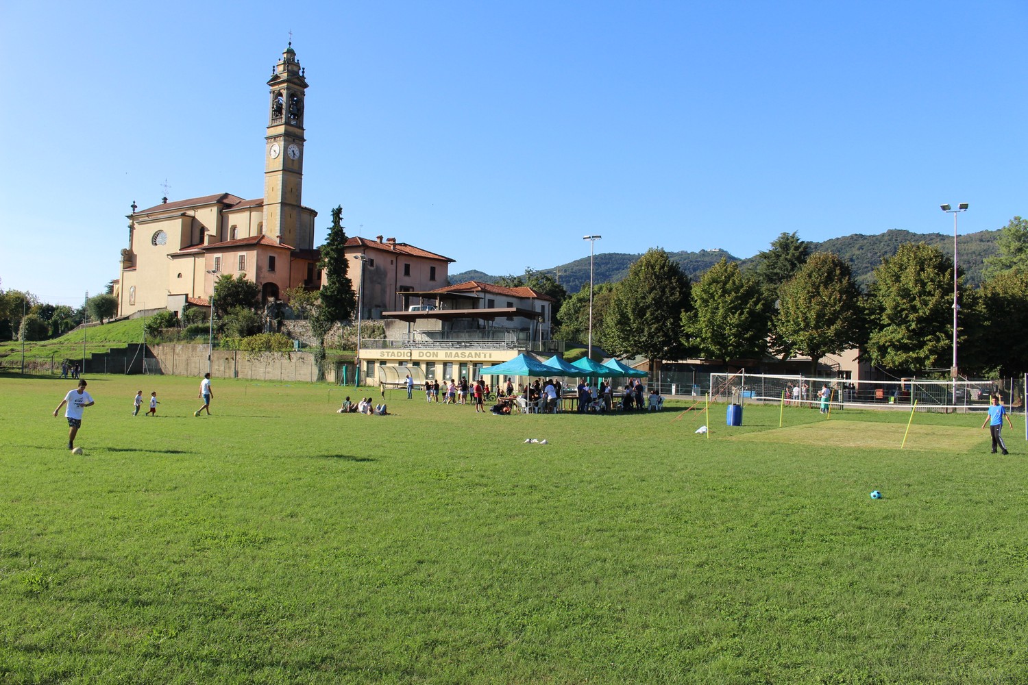 14ArteLabDomenica.jpg (491 KB)