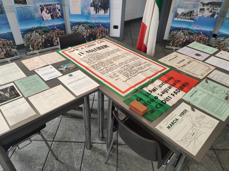 5PdMostraAlpini.jpg (174 KB)