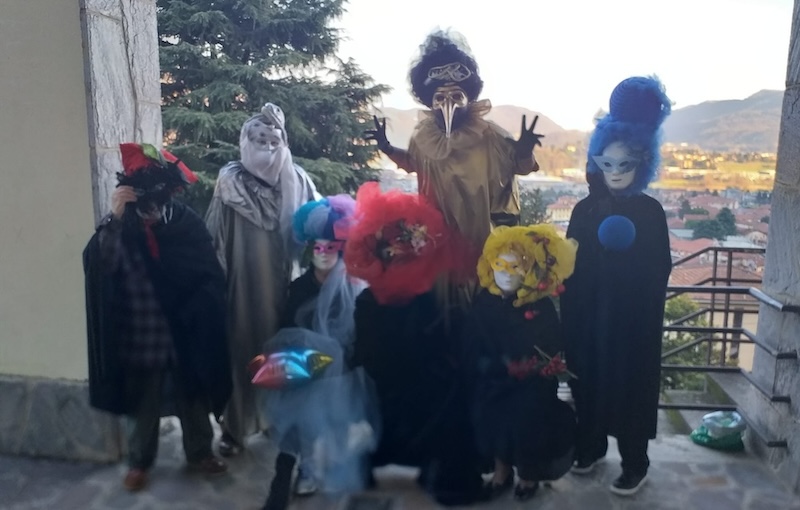 AirunoCarnevaleAnziani2.jpeg (112 KB)
