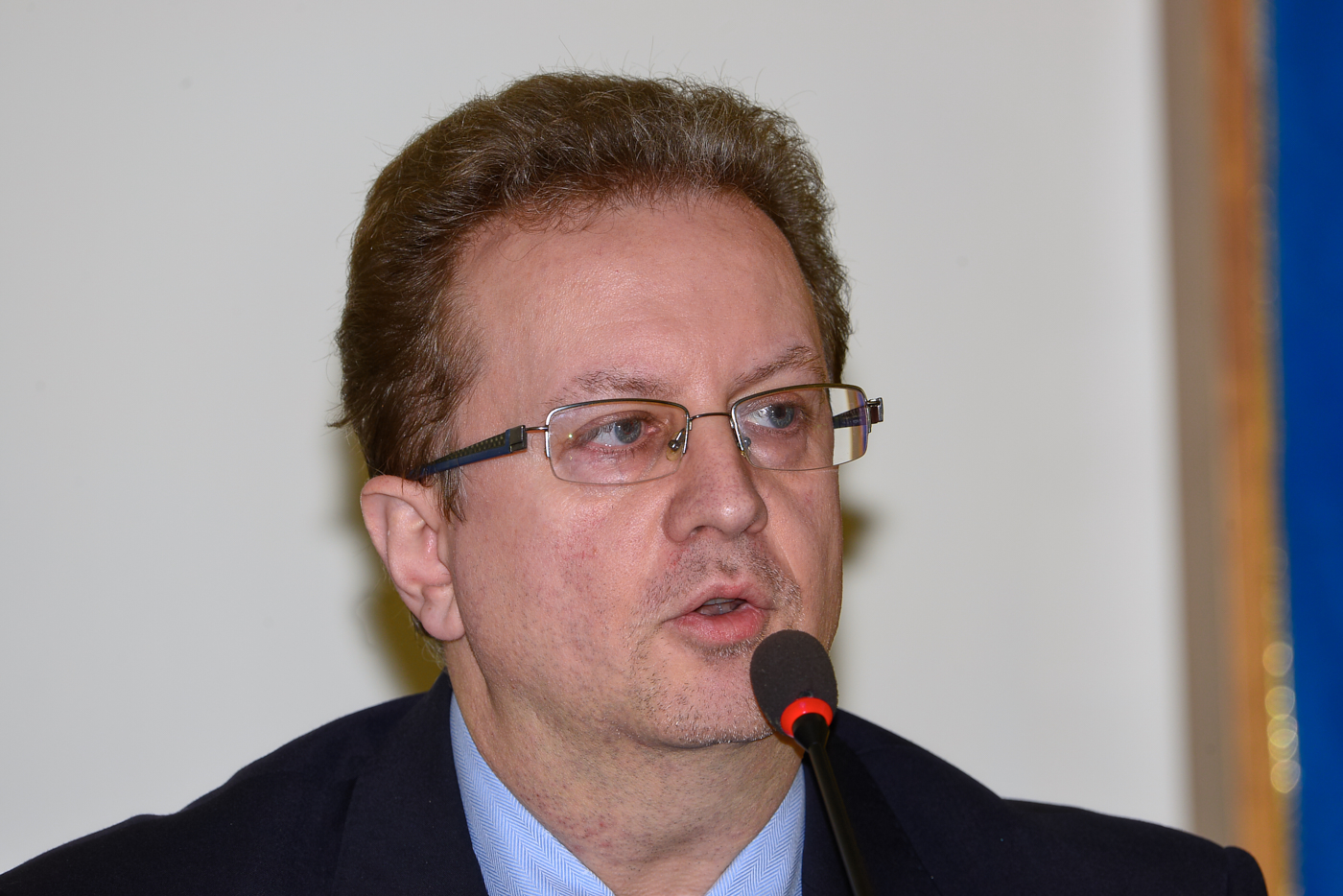 CasargoOperatore2.jpg (920 KB)
