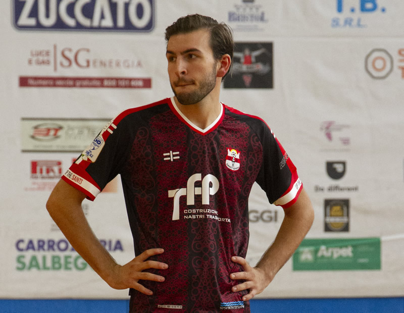 IntervistaPrevitali.jpg (113 KB)
