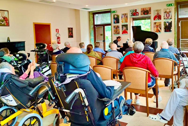 Concerto_villa_Cedri3.jpeg (148 KB)