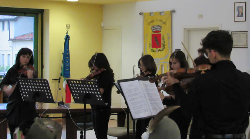 evento_festa_repubblica_osnago_03.jpg (37 KB)