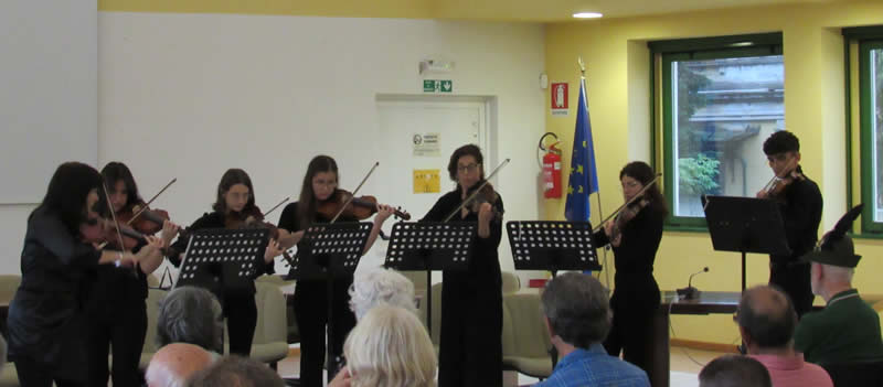 evento_festa_repubblica_osnago_04.jpg (32 KB)