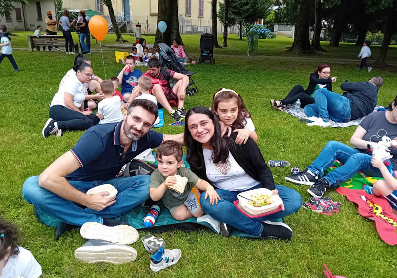 picnic_materna_lomagna_06.jpg (107 KB)
