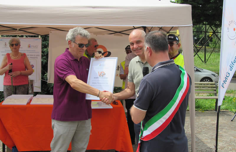inaugurazione_mezzo_pmg_cernusco_08.jpg (61 KB)