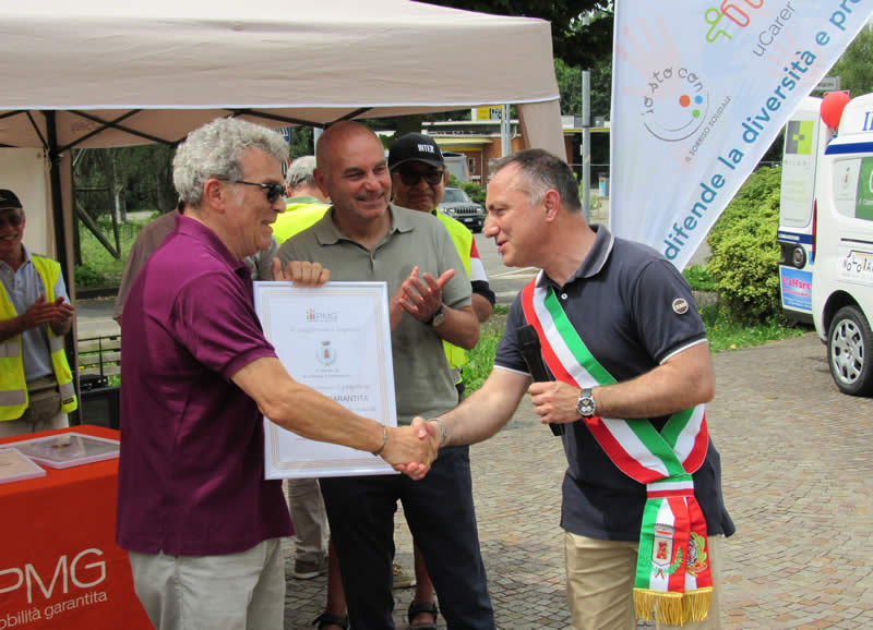 inaugurazione_mezzo_pmg_cernusco_09.jpg (80 KB)