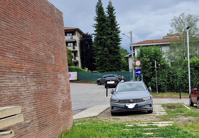 MerateAreaParcheggi1.jpg (270 KB)