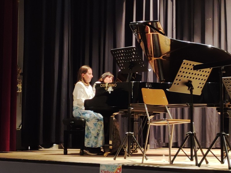 calco_musica_festival__2_.jpg (99 KB)