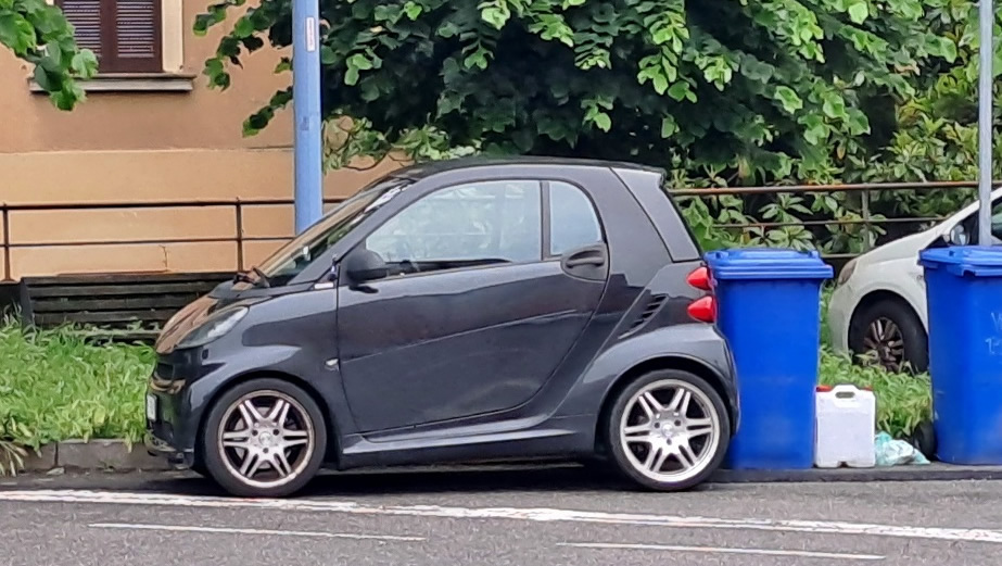 cernuscoautoparcheggi.jpg (181 KB)