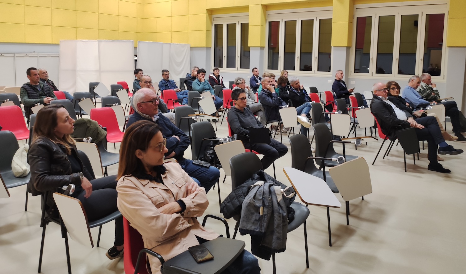 la_valletta_incontro_telefonia__7_.jpg (381 KB)