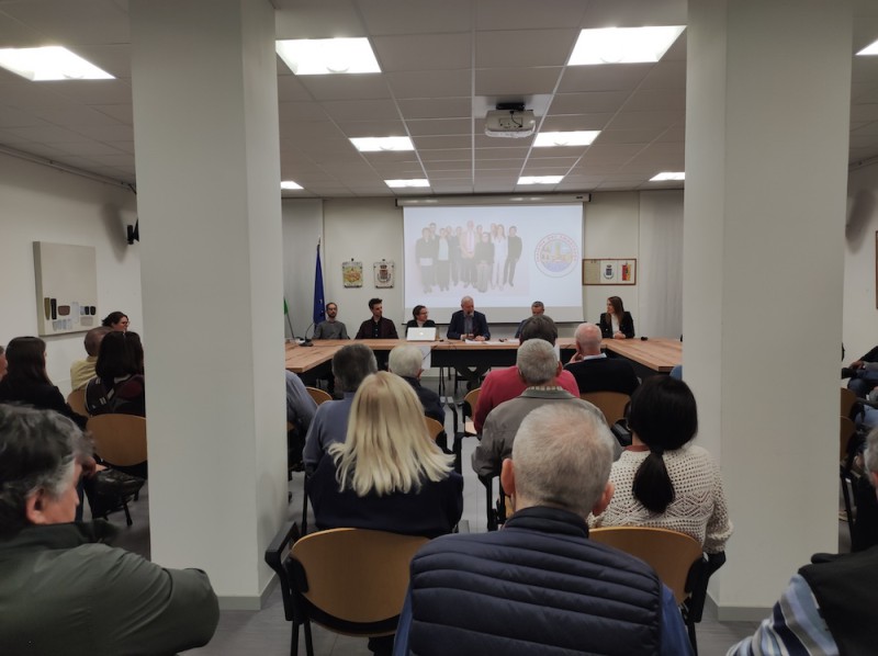 presentazione_insieme_per_imbersago__5_.jpg (74 KB)