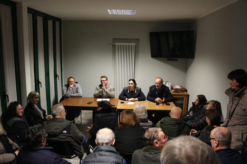 AizurroIncontroSicurezza2.jpg (86 KB)