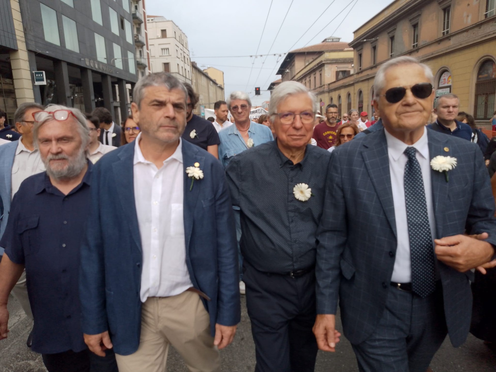 BolognaCommemorazioneCastaldo2.jpg (381 KB)