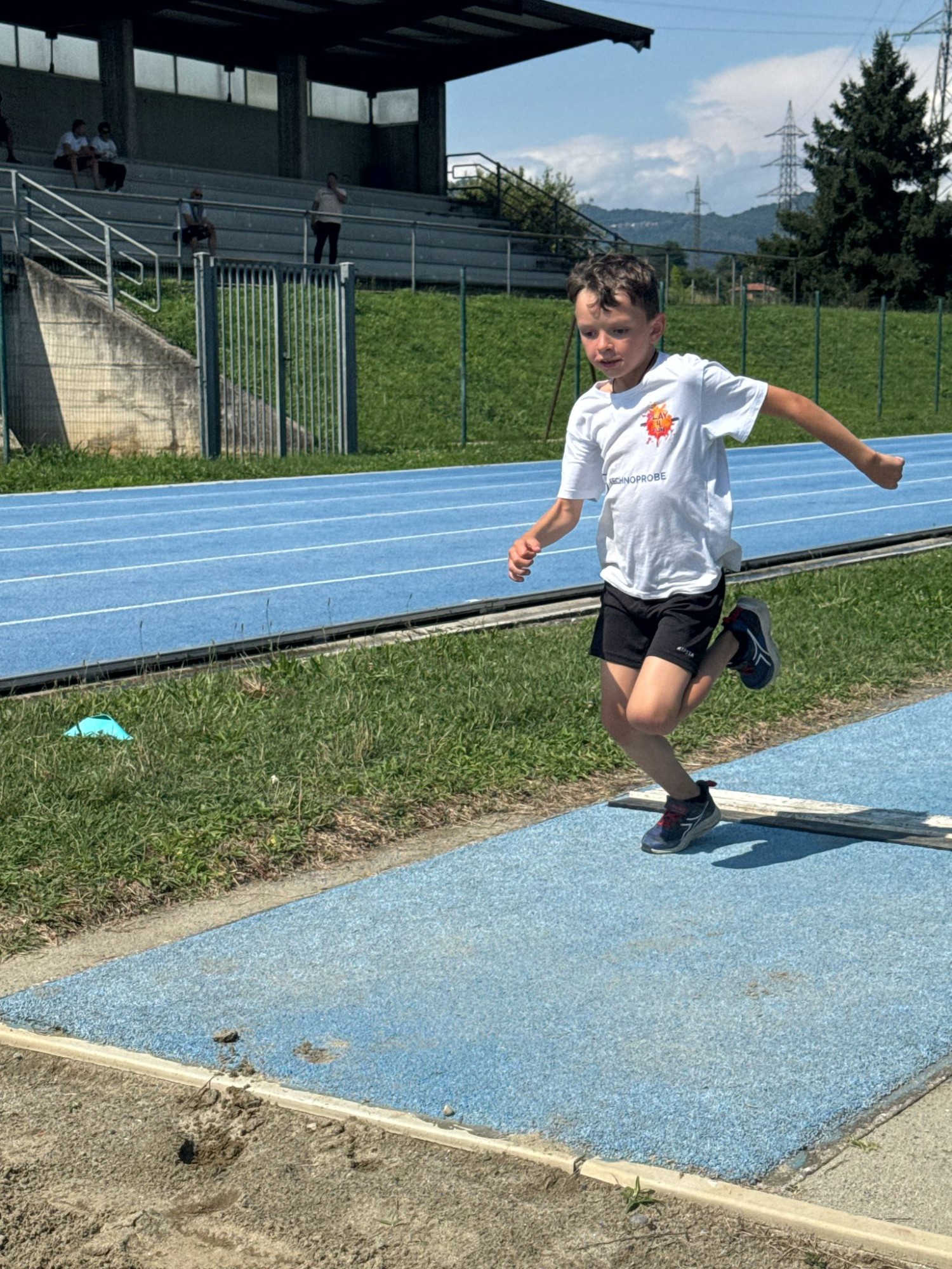 CernuscoCampSport__8_.jpeg (752 KB)