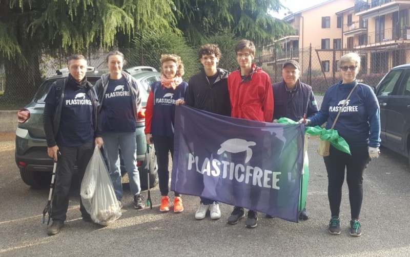 NovatePlasticfree3.jpeg (114 KB)