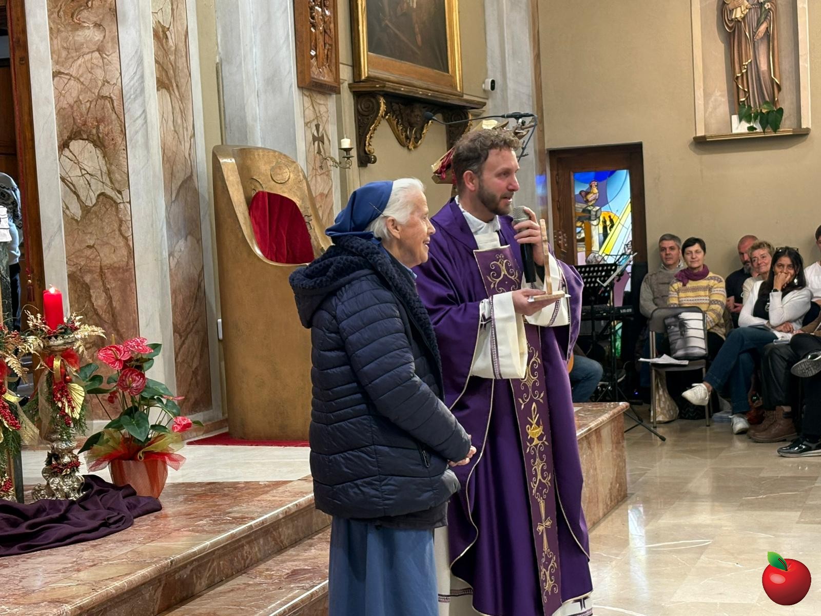 1PremioSuoraGenevieve.jpg (338 KB)