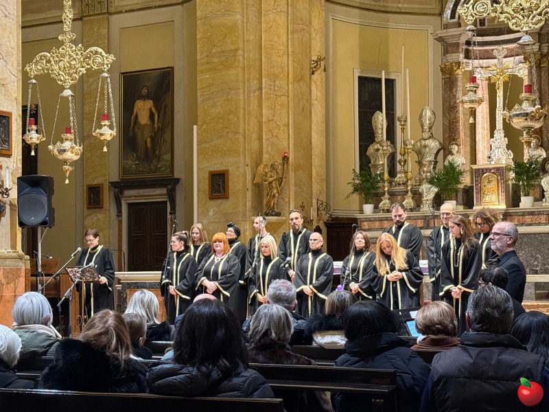 6CernuscoConcertoNataleChiesa.jpg (157 KB)