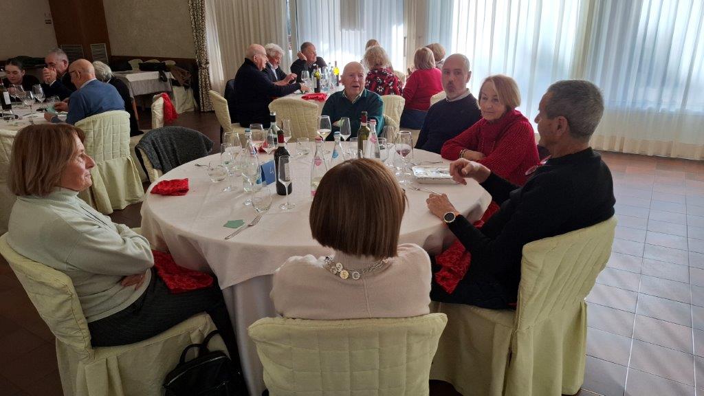 AipaPranzoNataleSoci__6_.jpg (89 KB)