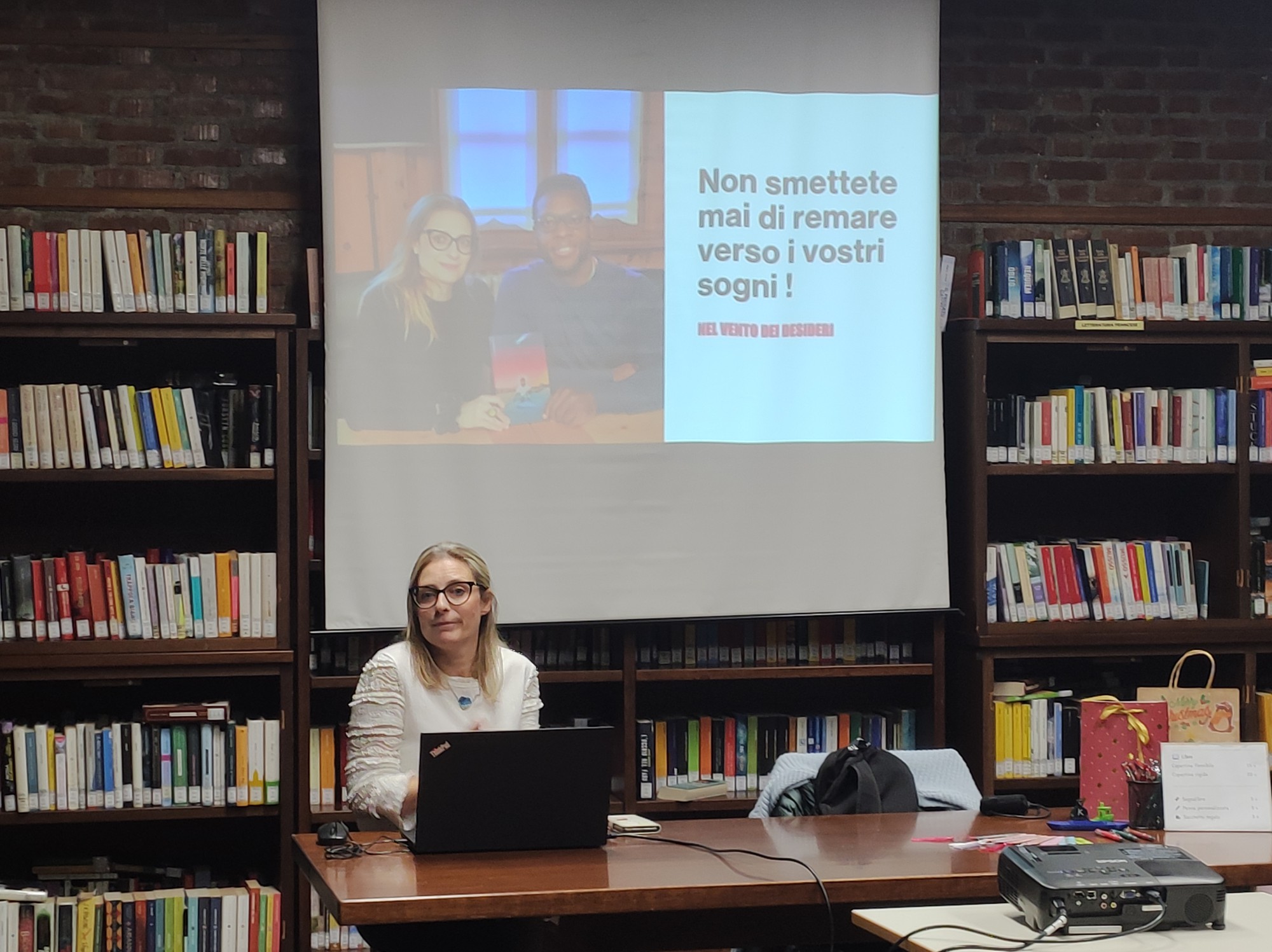 AirunoLibroStucchi__5_.jpg (442 KB)