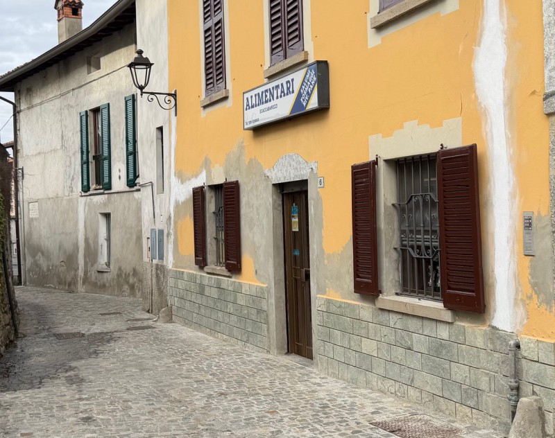 Alimentari_Scaccabarozzi.jpeg (140 KB)