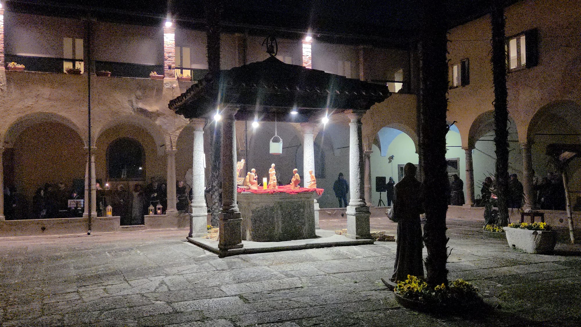 ConventoRappresentazioneNatale1.jpg (455 KB)