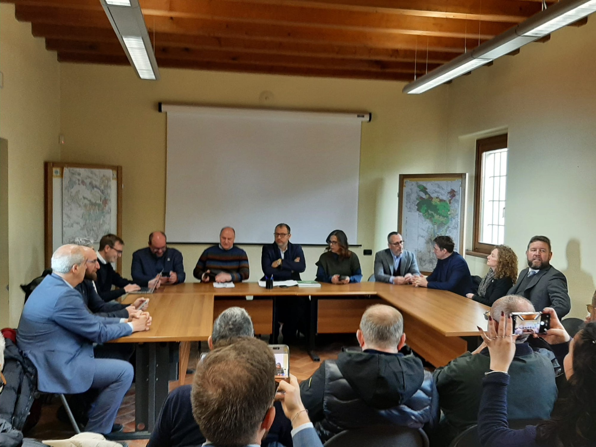 CuroneIncontroParco1.jpg (424 KB)