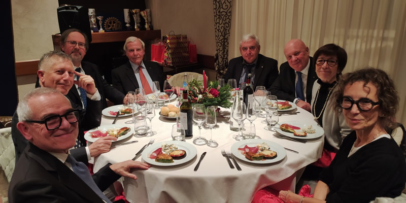 ImbersagoCenaRotary__14_PRIMA.jpg (89 KB)