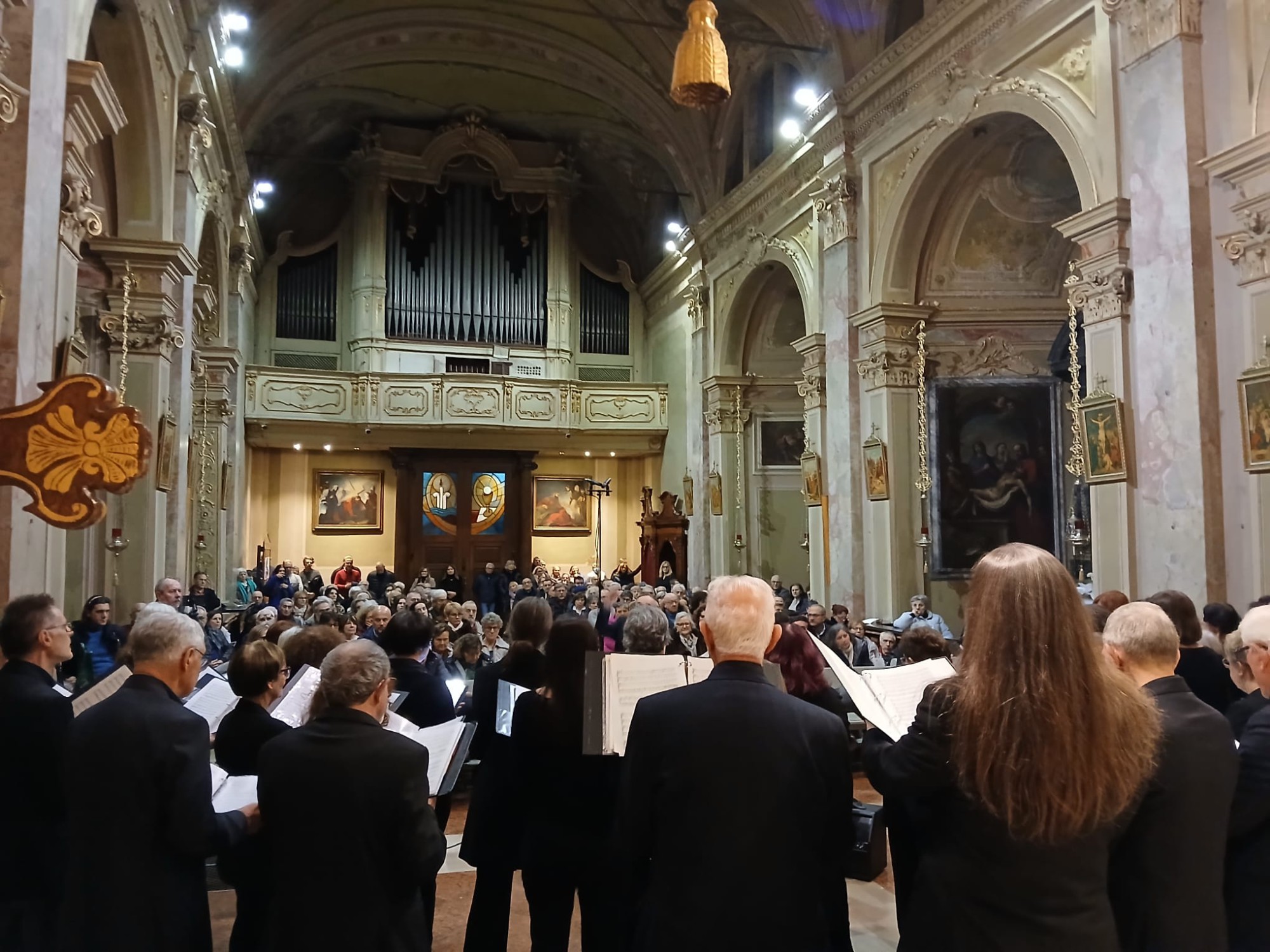 ImbersagoConcertoScuola2.jpg (479 KB)