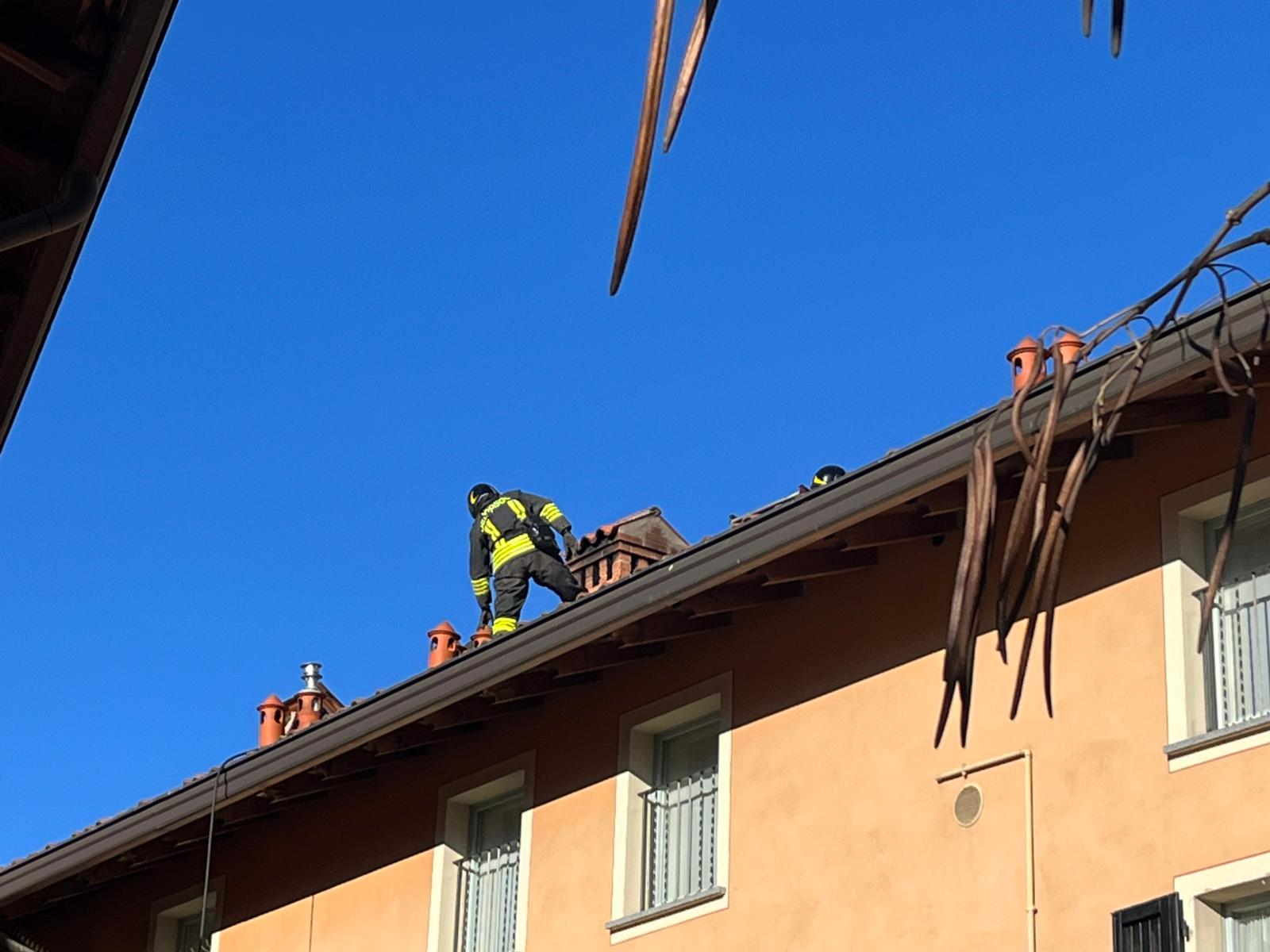 ImbersagoInterventoVvfTetto1.jpg (137 KB)