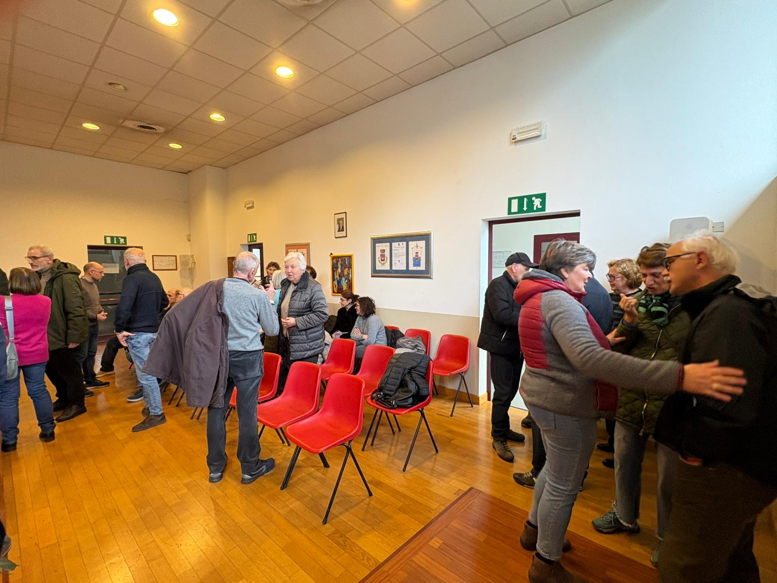 LomagnaAuguriVolontari5.jpg (210 KB)