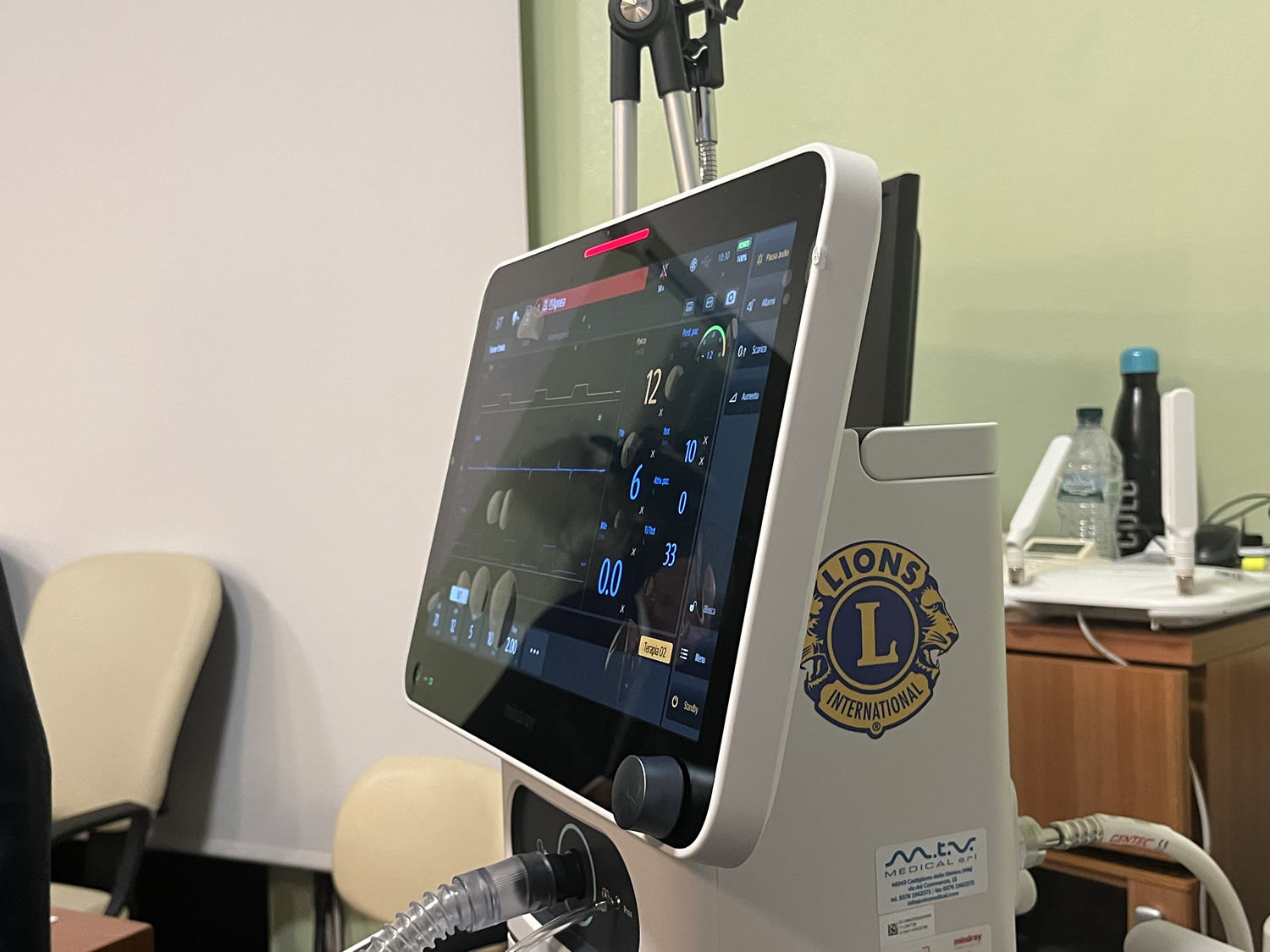 MandicDonazioneLions3.jpg (317 KB)