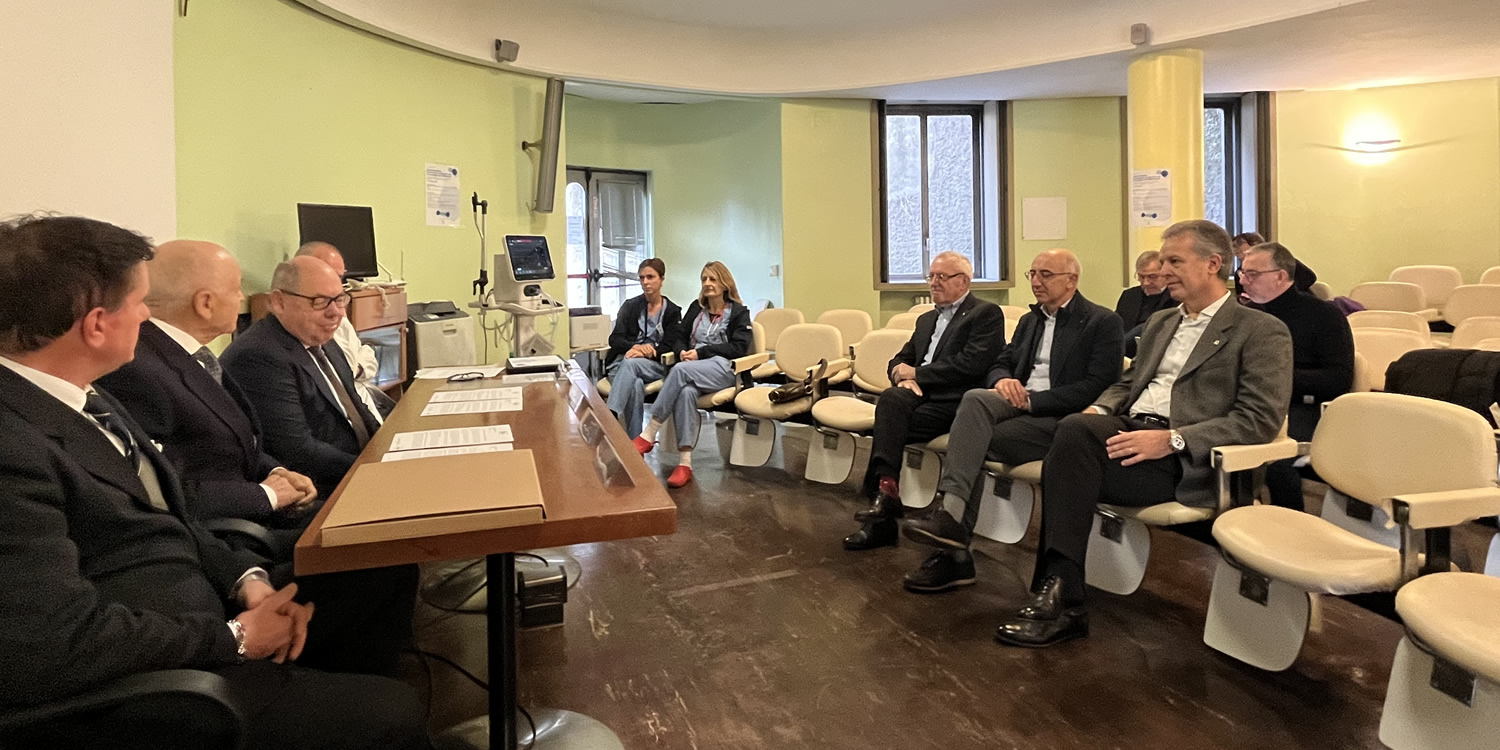 MandicScompensoAmbulatorioOK.jpg (346 KB)