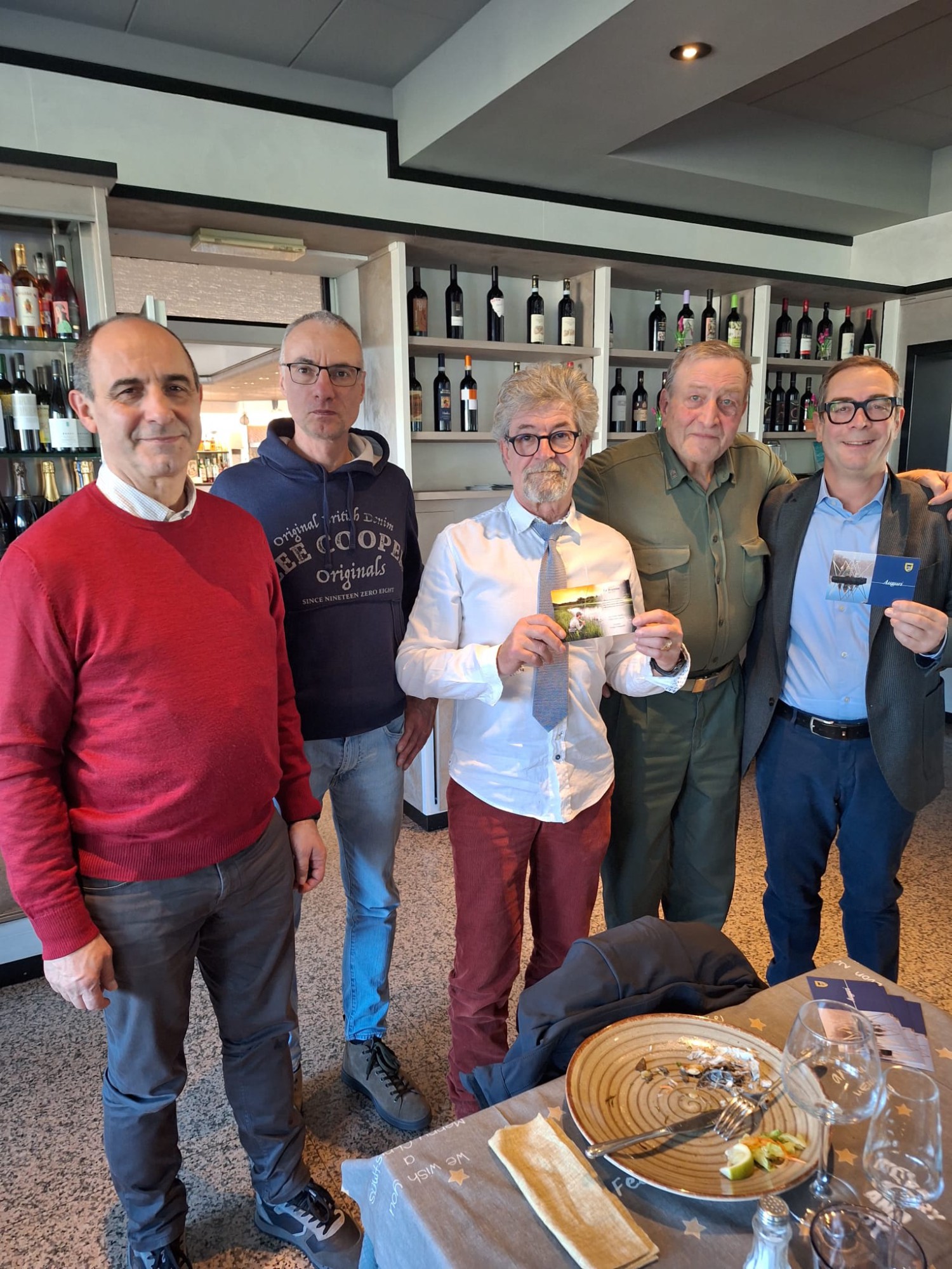 MeratePescaBriantea1.jpg (582 KB)