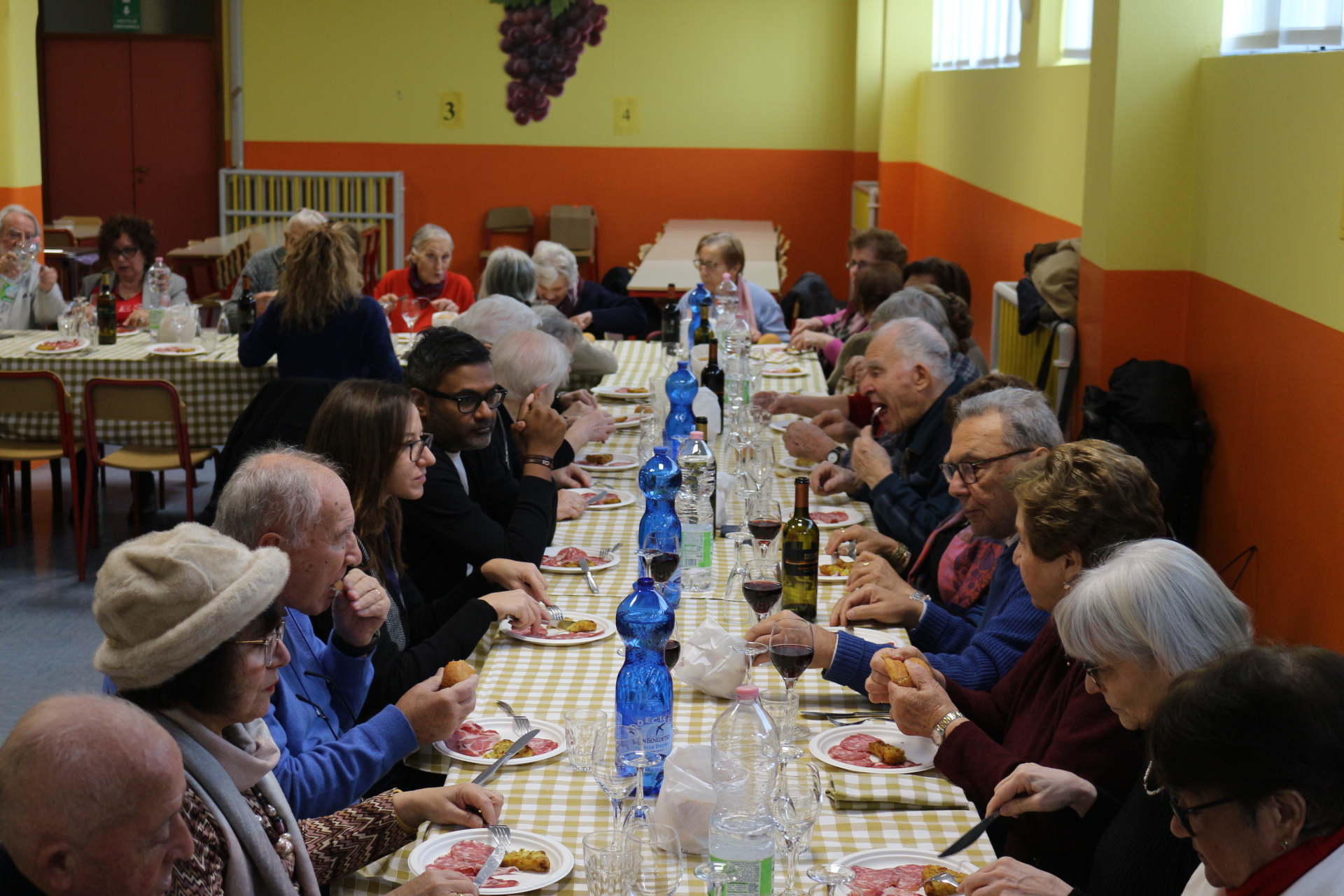 MtvPranzoVolontari__7_.JPG (1.08 MB)