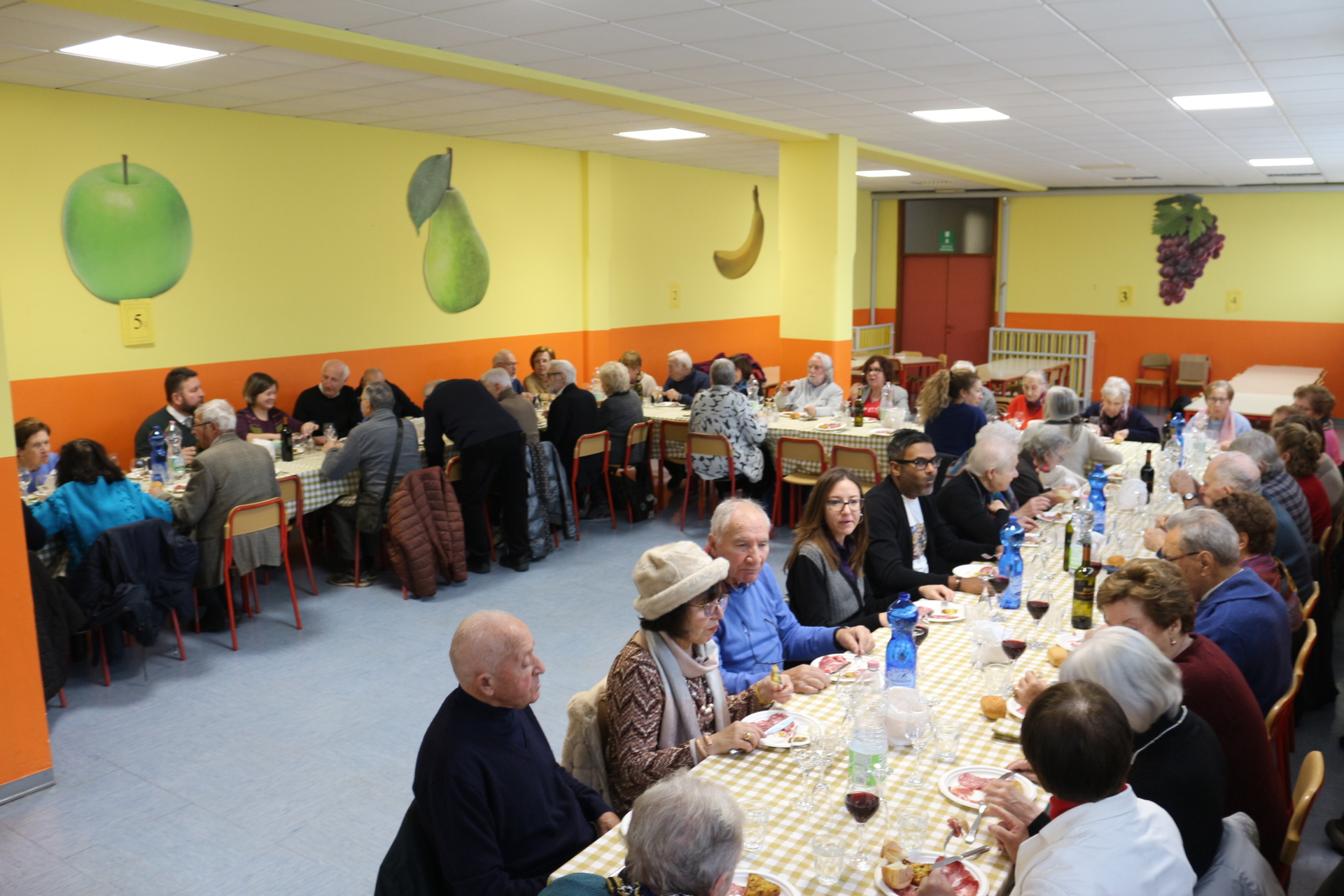 MtvPranzoVolontari__9_.JPG (983 KB)