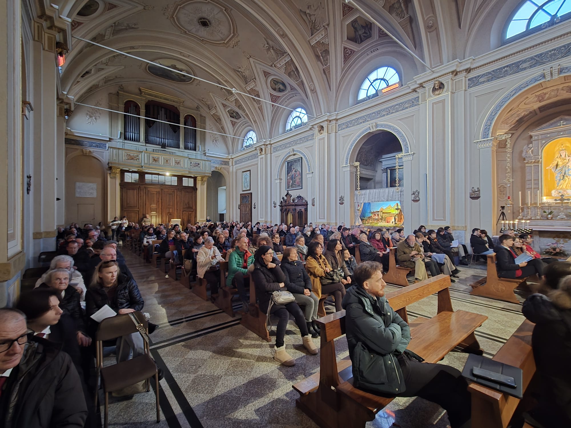 NataleCoroLicabella2.jpg (404 KB)