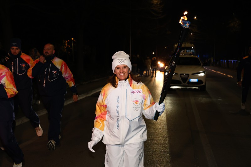 Olgiate_torcia_olimpica1.jpeg (61 KB)