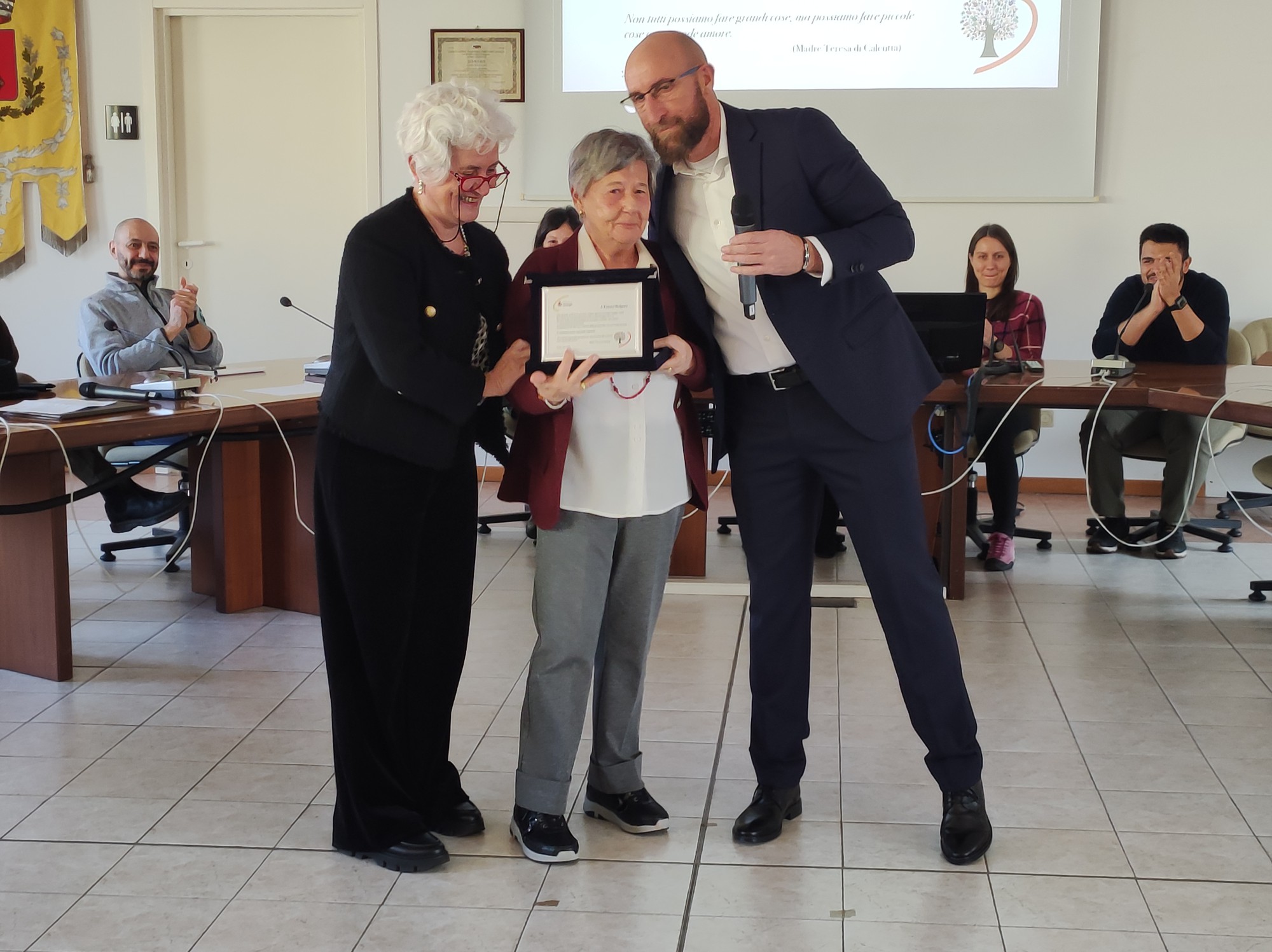 OsnagoRiconoscimentiVolontari__7_.jpg (406 KB)