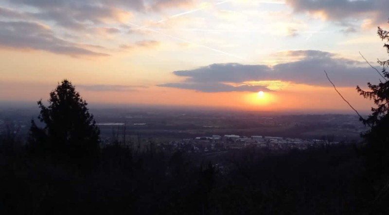 Ultima alba e ultimo tramonto dal colle